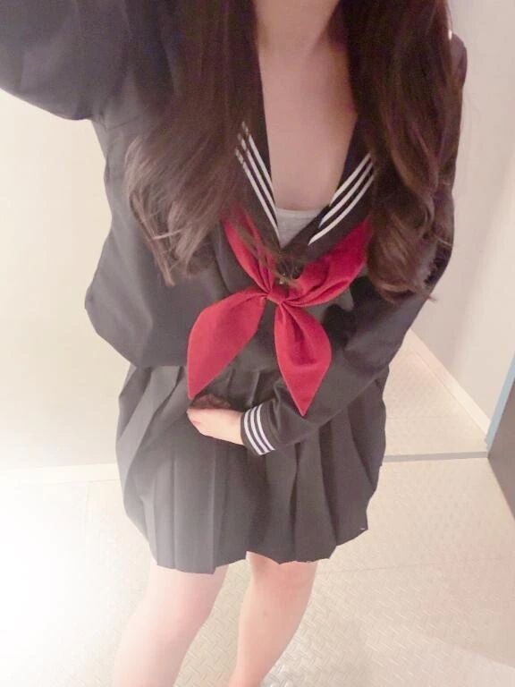 制服で///