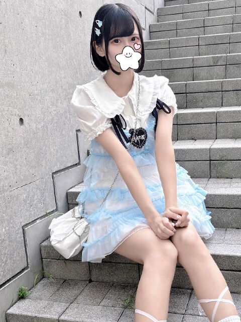 ちゅーしながらの騎乗位でハメ潮しあわせでした