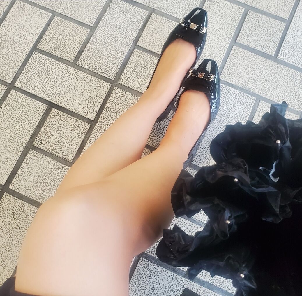 &#9748;