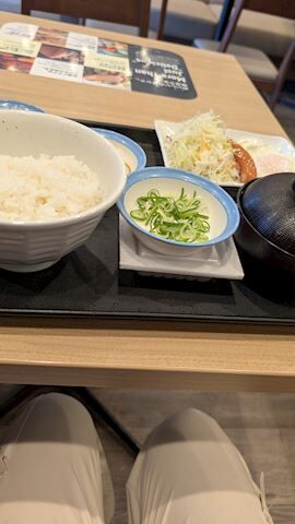 出勤です(&#8288;&bull;&#8288;&#8255;&#8288;&bull;&#8288;)