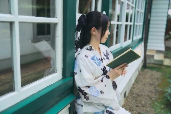 来週&#128075;&#127995;&#8234;&#10069;