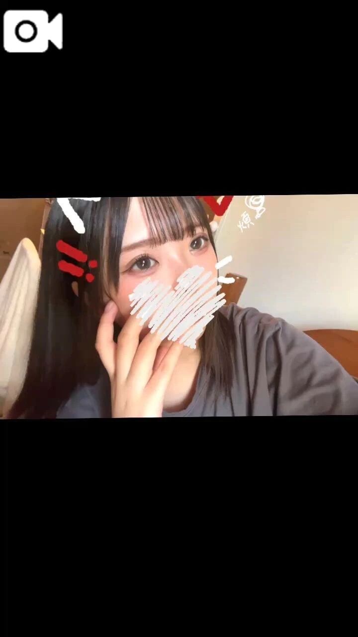 今日夜の10時まで出勤になります！、