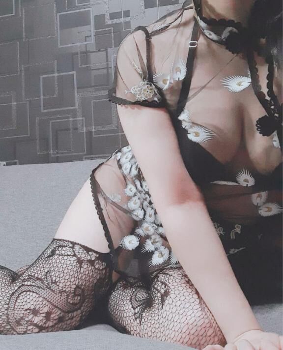 &#129655;