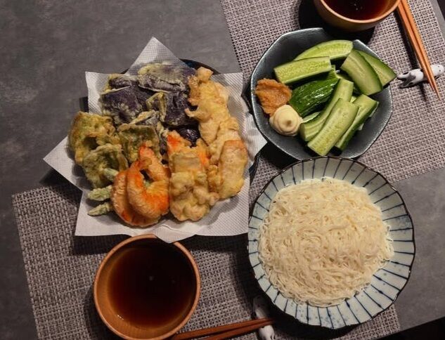 今年初