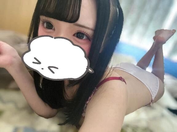 (  ◜௰◝  )