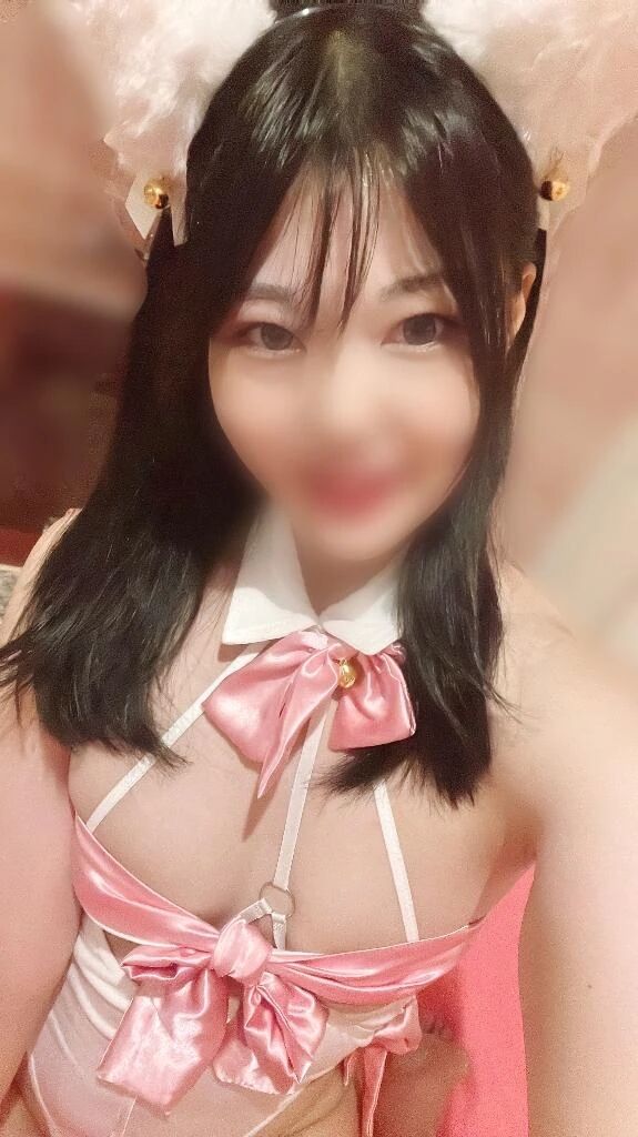 &#129782;