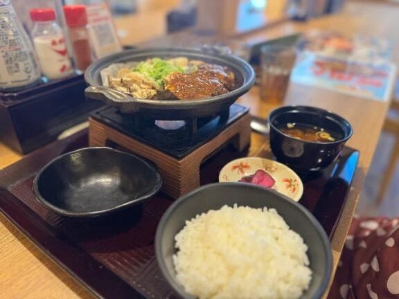 腹ぺこあおむし