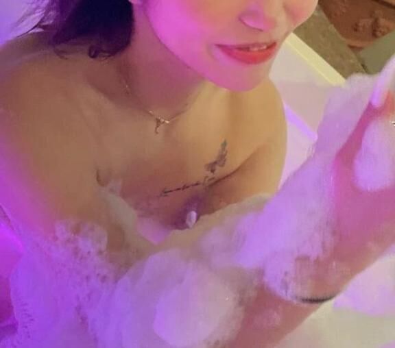 ( &#9825;´&#9825;`)~&#9825;&#9825;~(´ε`&#9825;)