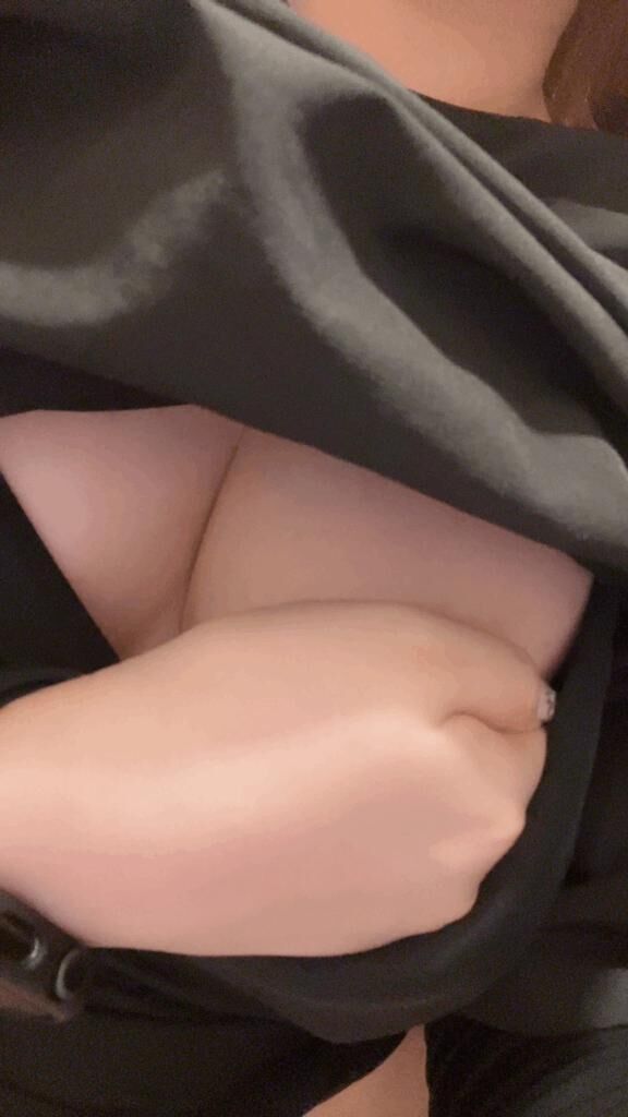 26日10時から出勤します&#9825;(  . .)"&#9825;