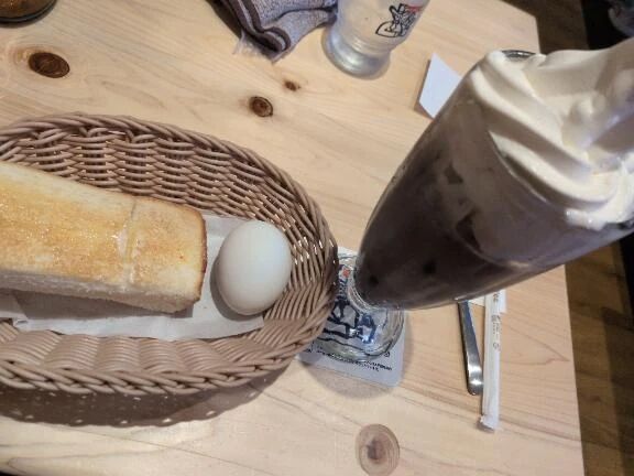 おはよ〜ございます
