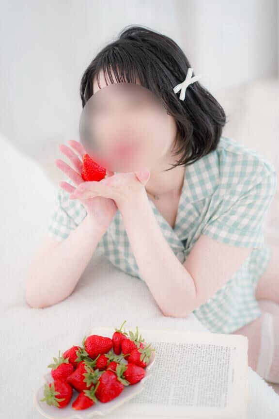 きわどい視線を振り切って