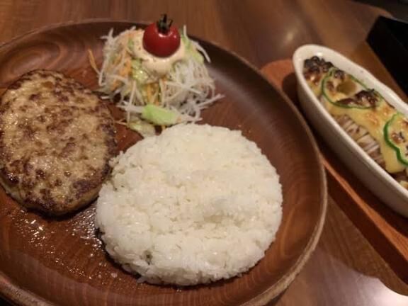 お昼はお友達と…&#9825;&#9825;&#9825;