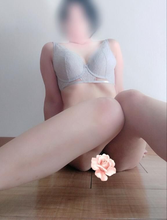 おはようございます黒木　明希子です&#9825;&#9825;今日今月静岡店出勤最終日になります&#9825;Am10:00から出勤のご報告です&#9825;