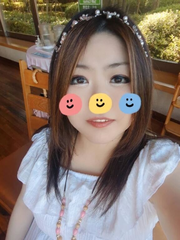 こんにちは( &#758;\'&#7509;\'&#758;)