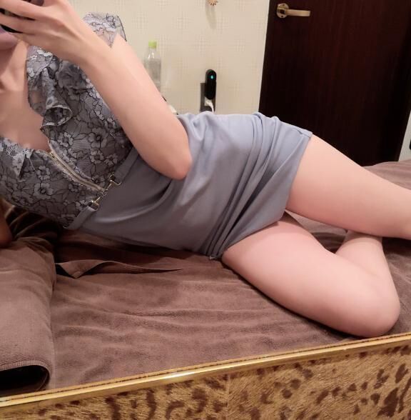 手で&#129325;