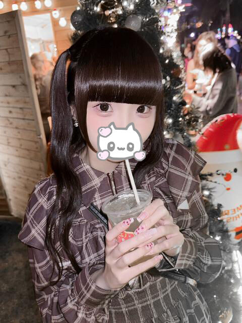 四つん這いでおま〇こ舐める姿はまさに犬