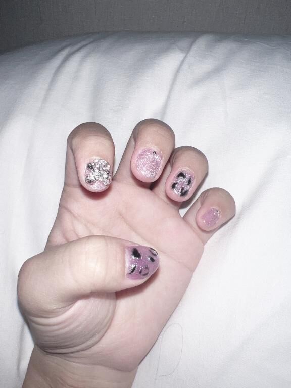 &#9825;&#9825;&#9825; &#9825;