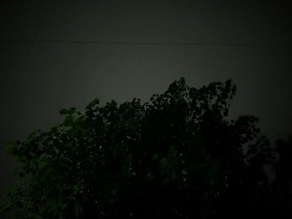 夜のしじま