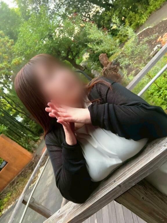F様