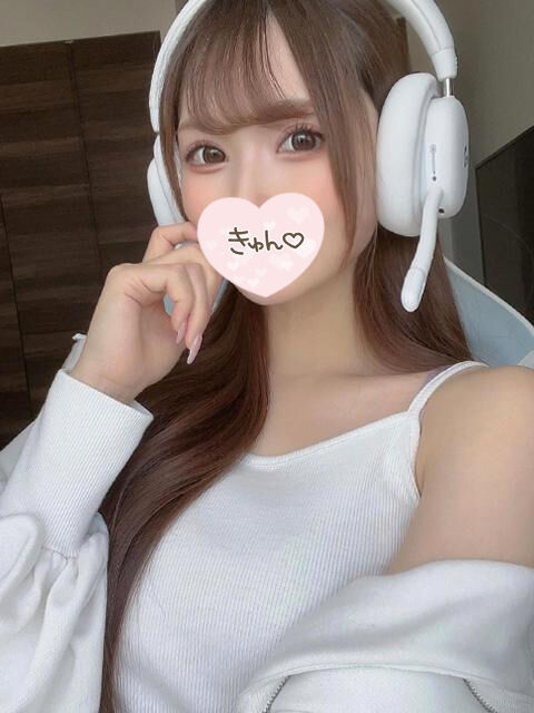 お店辞めようかなって(´&bull;ω&bull;&#805;`)