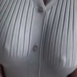 優しく