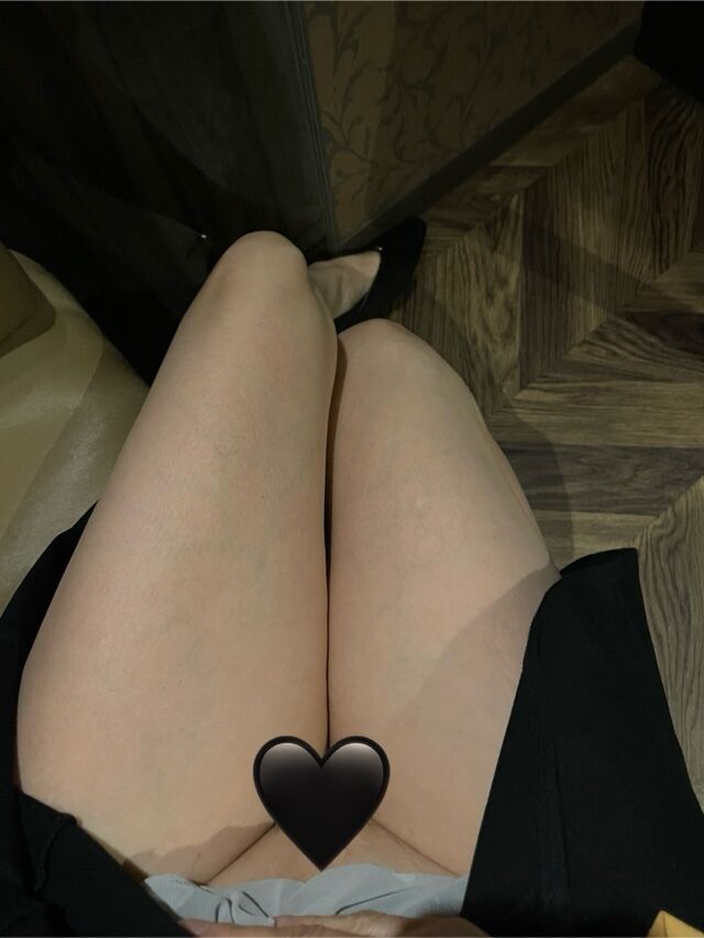 ほたる今日のノーパンチラ