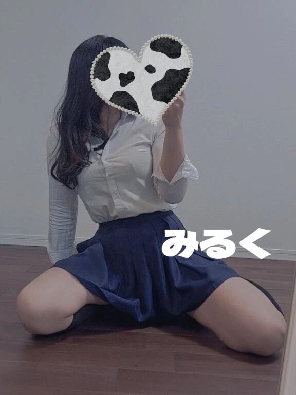 &#127868;((ﾉ)`ω･(ヾ))おはよ