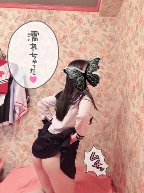 ミニスカのムチムチパンチラ