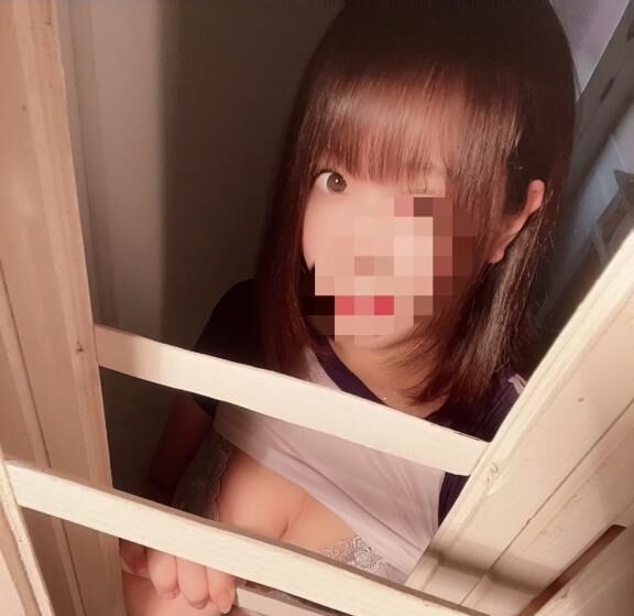 &#9825;真面目な裏でエロ書いてる女、誰？笑&#9825;