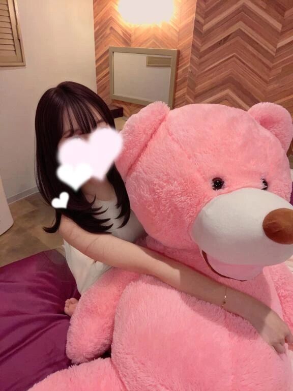 壊れるくらい抱きしめ合ってる