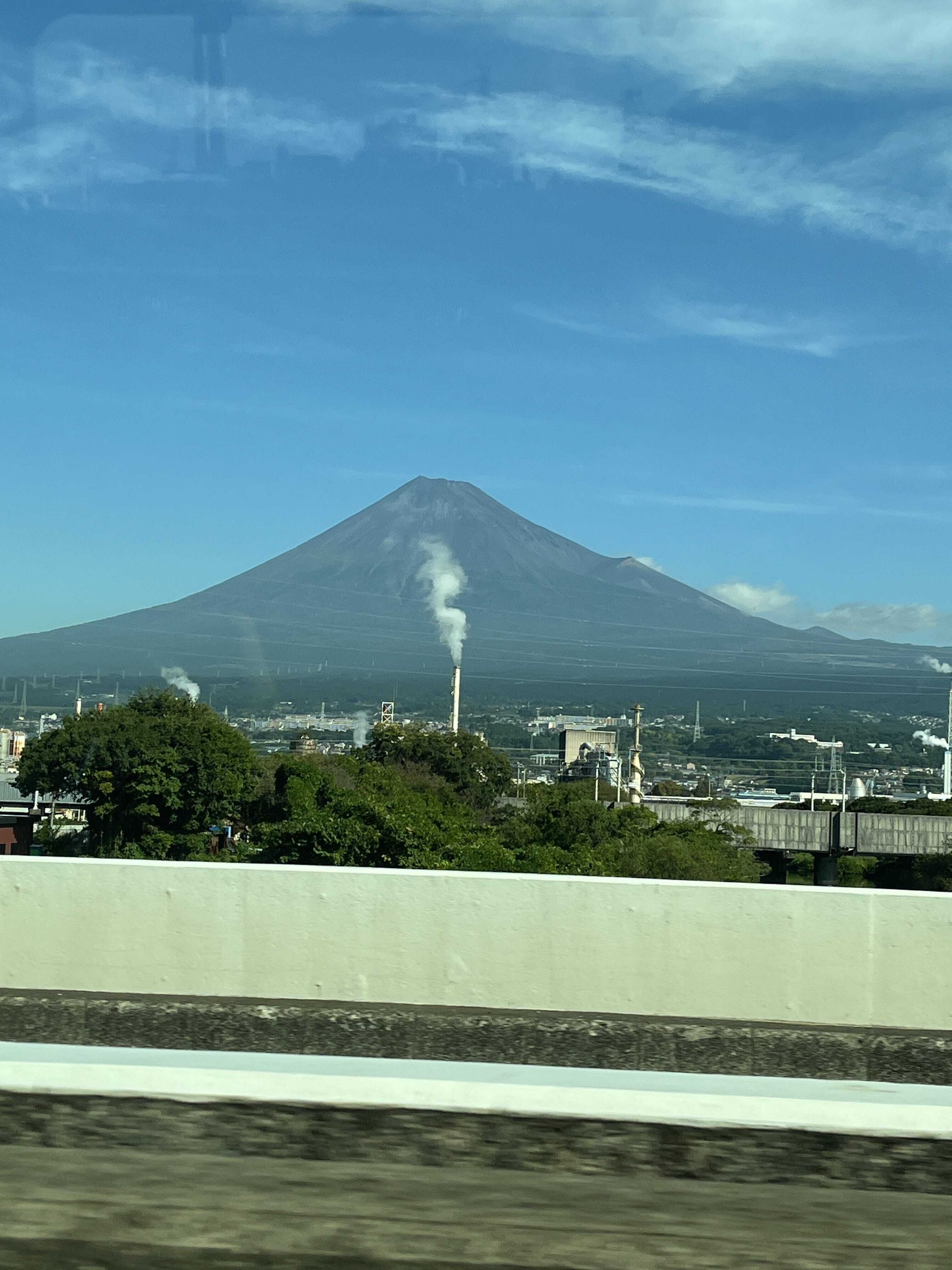 出勤してます♪