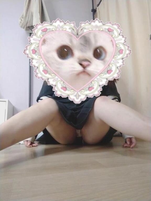 やん