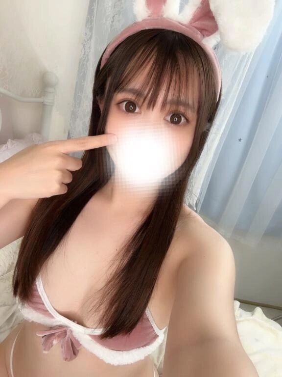 構ってうさちゃん&#128048;&lrm;&#129293;