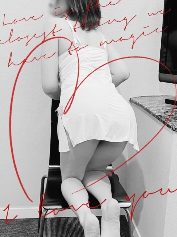 急遽&#10071;本日１９時〜出勤します&#127925;