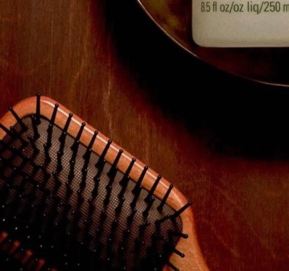 Q: ヘアブラシにこだわりある？