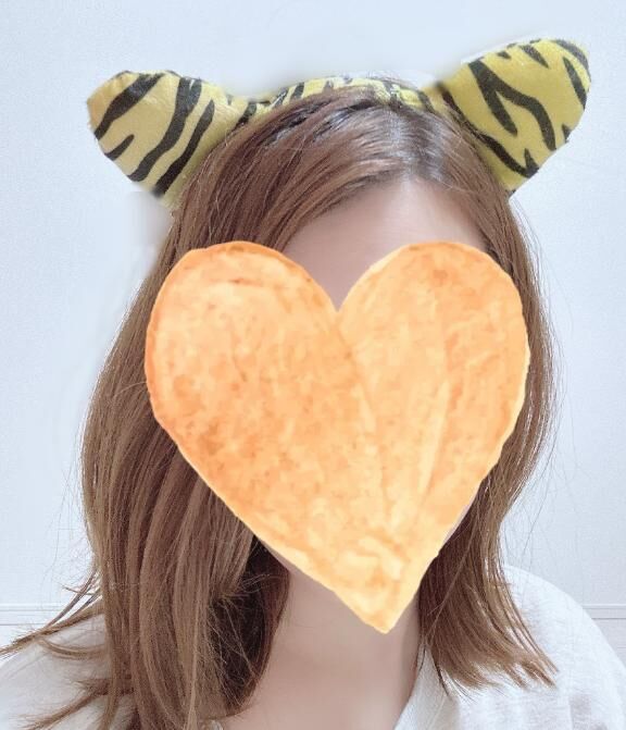 明日は出勤♡コスプレのおみみ