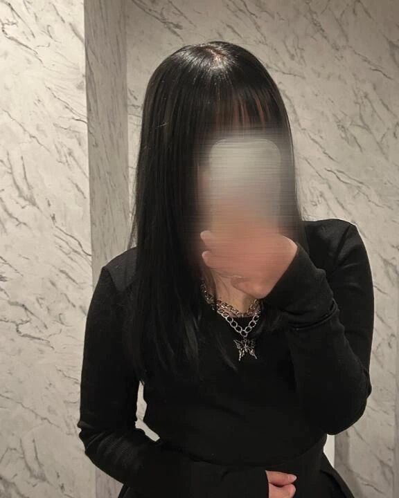 なーにしてるの(๑&bull; . &bull;๑)？