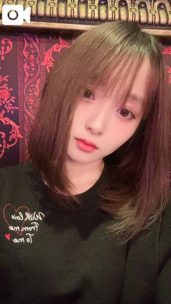 明日  19時〜お店いるよん