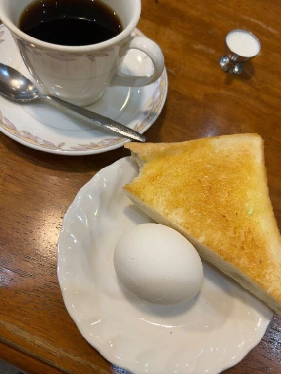 モーニングでもして…