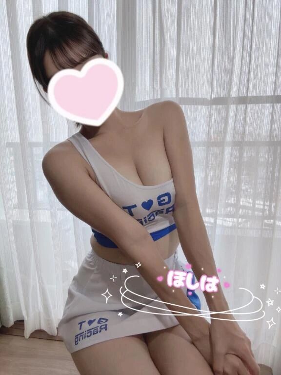 &#65038;最初は緊張して顔がぎこちないです(*  &#714;&#42163;&#715;*)