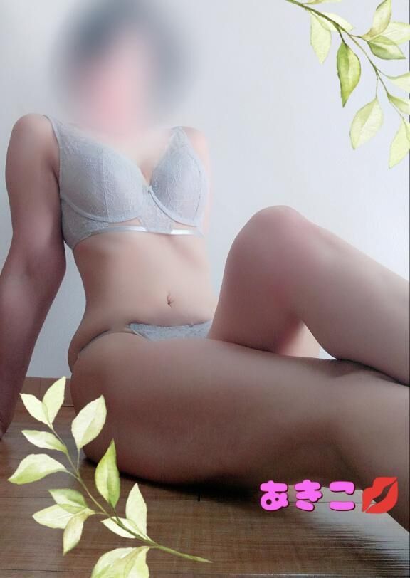 ちらっちらっちらっちらっちらっちらっちらっちらっちらっちらっちらっちらっ(/ω・＼)チラッ