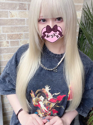 口に持ってこられて