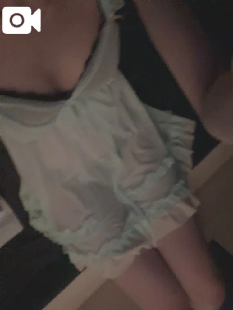 (  &macr;꒳​&macr; )ᐝ