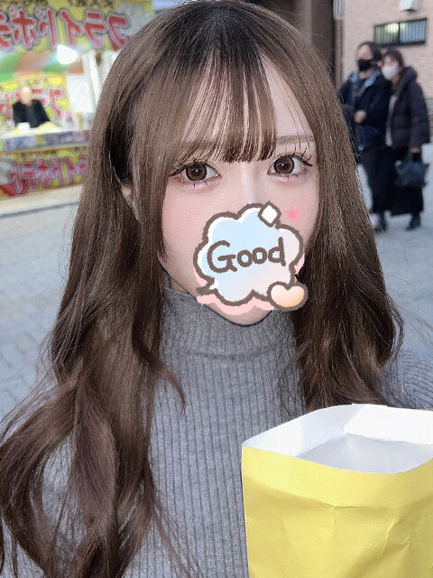 先ほどのおにさま、バックでお尻ぺちぺち