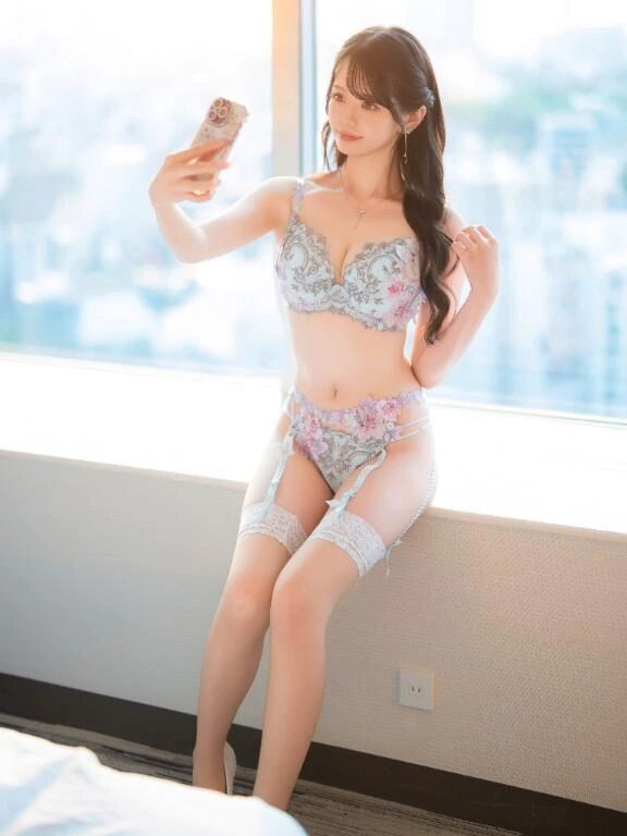 今日食べ過ぎてお腹ぽんぽこさんです