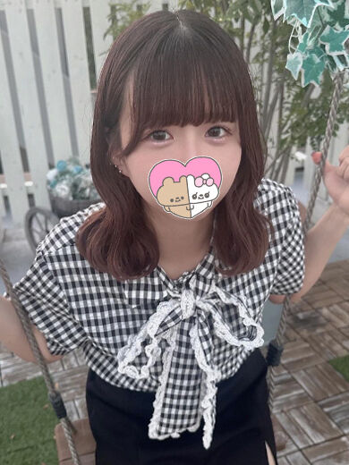 玄関で即尺、ドキドキ