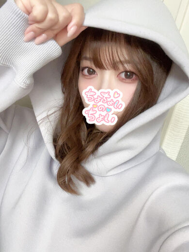 ドア開けながら見せつけのエッチ☆