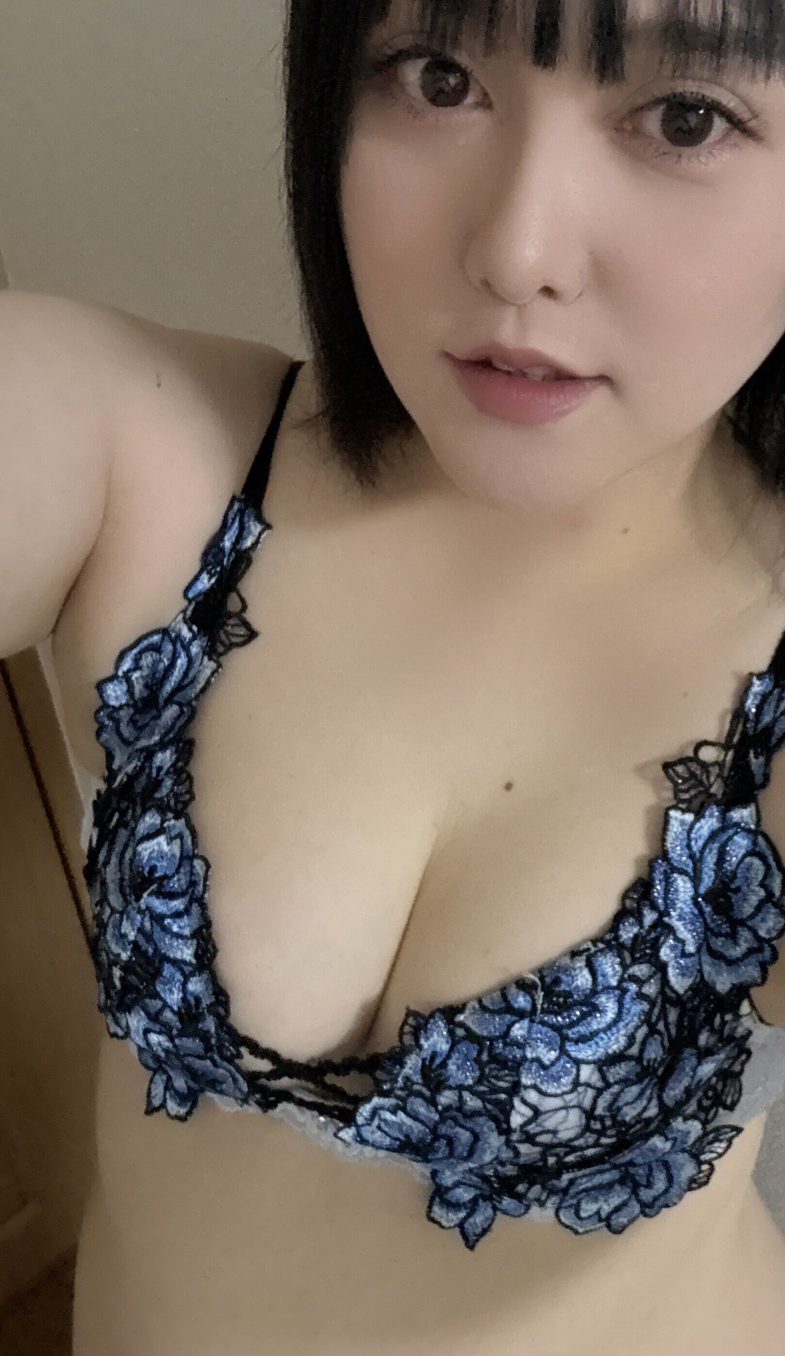 指を滑らせるだけで