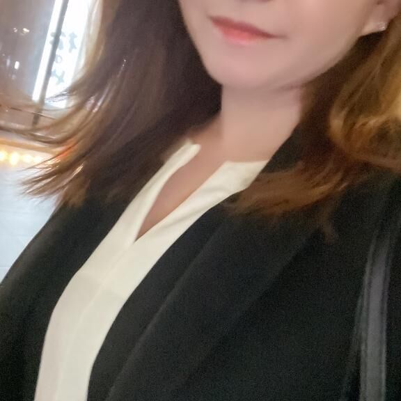 出勤してまーす♡