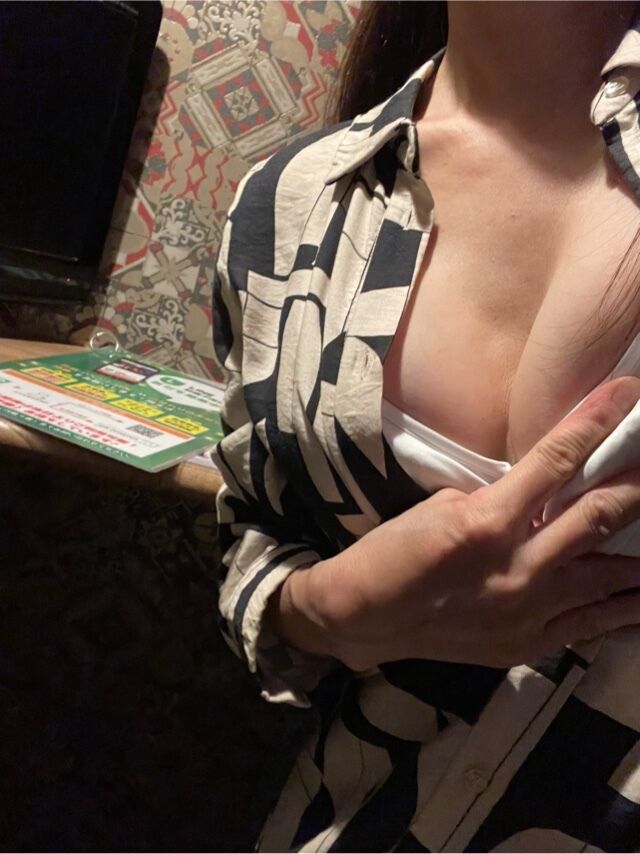 ほたる今日はパイチラ